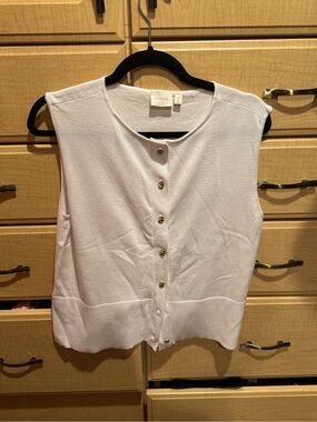 Cyrus Women's Sleeveless Button-Front Knit Top